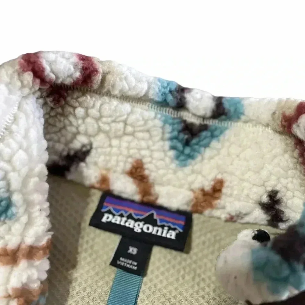 Patagonia Women’s Fleece Vest Cream Brown Diamond Southwest Print Size XS. - Picture 4 of 4